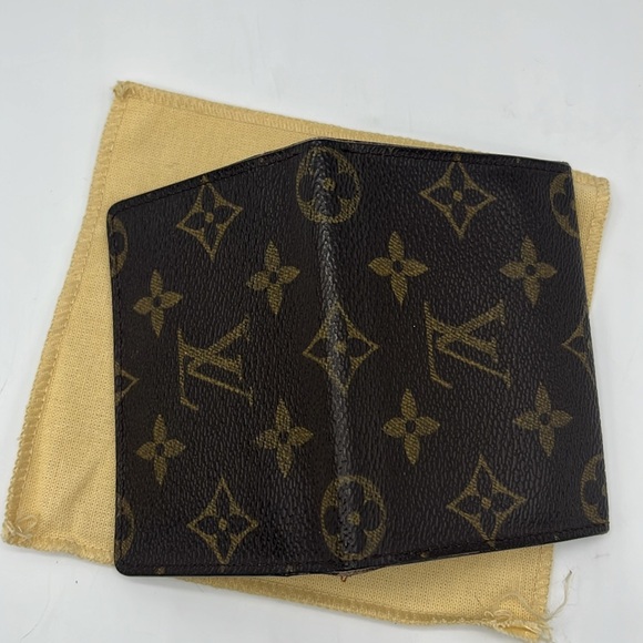 Louis Vuitton Monogram Card Holder Wallet - Picture 5 of 13